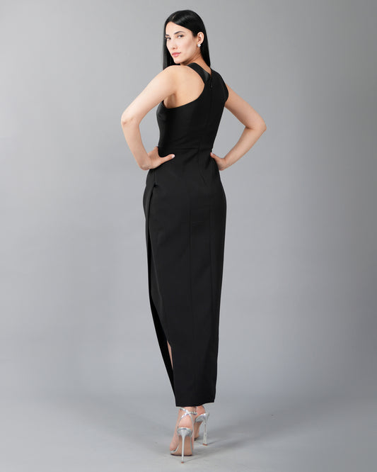 Elegant Asymmetric Halter Neck Maxi Dress With Side Slit
