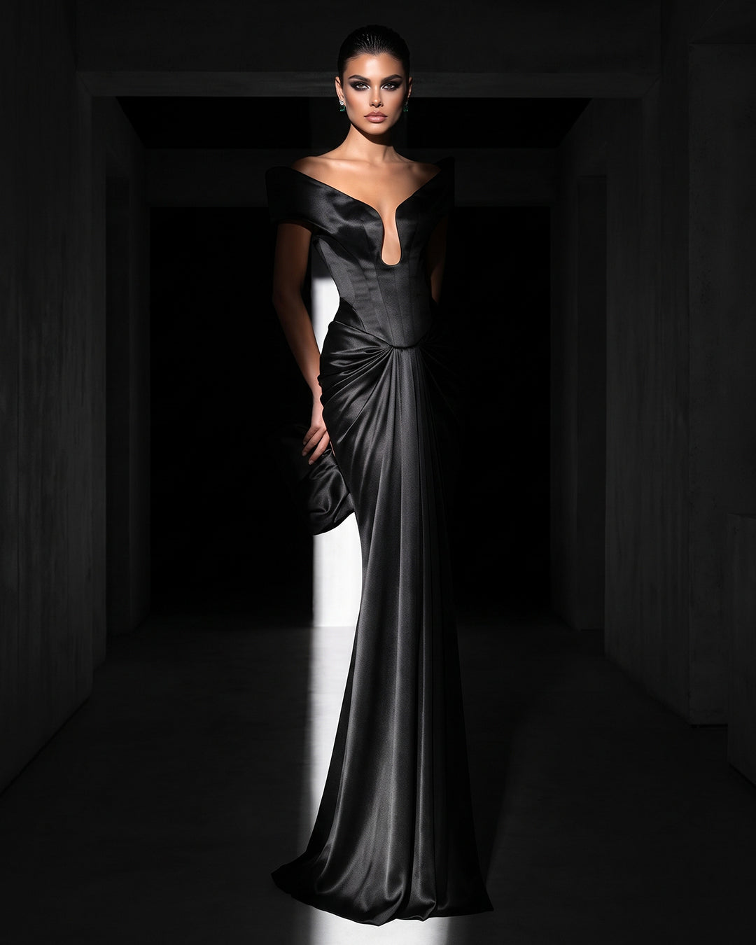NOIR SCULPTED CORSET MERMAID GOWN