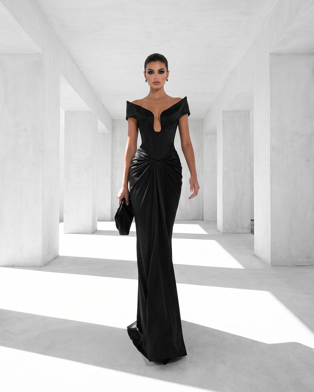 NOIR SCULPTED CORSET MERMAID GOWN
