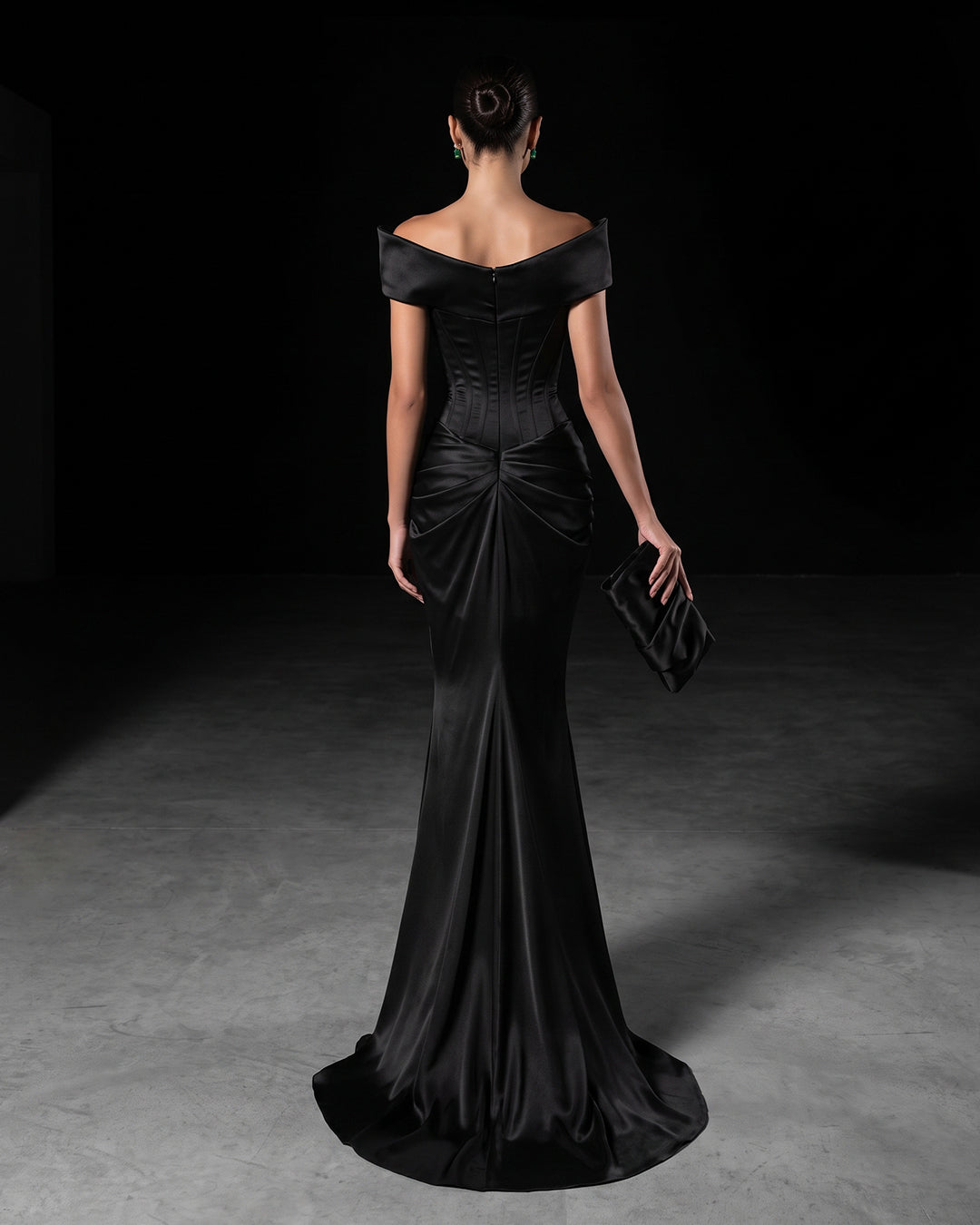 NOIR SCULPTED CORSET MERMAID GOWN